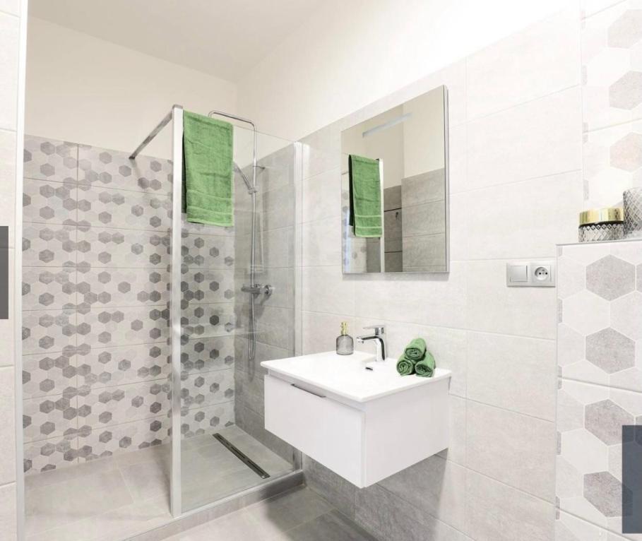 Dagmar Apartment Bratislava Bagian luar foto